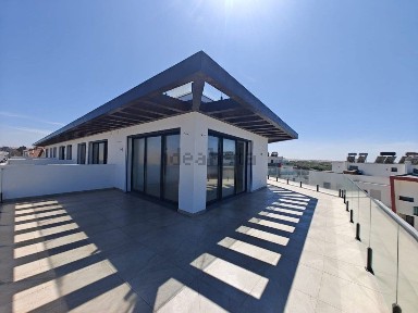 Apartamento T3 à venda na Rua do Gualdino, 3