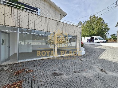 Arrendamento de espaço comercial nas Caldas de São Jorge