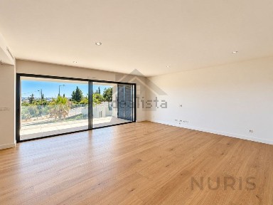 Apartamento T2 à venda na Rua da Bela Vista, 21
