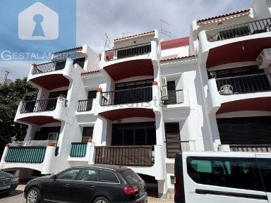 Apartamento T1 à venda na Rua da Bela Vista s/n