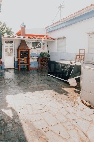 Casa ou moradia à venda em Santo Onofre e Serra do Bouro