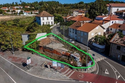Moradia independente à venda em Boa Aldeia - Farminhão - Torredeita