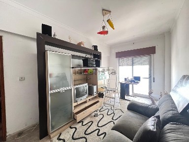 Apartamento T2 à venda na Rua Florbela Espanca, 1