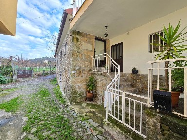 Casa de aldeia à venda em Alboim Da Nóbrega, 4730-014