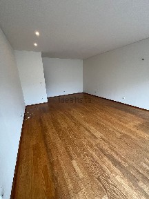 Apartamento T1 à venda na Alameda da Universidade, 649