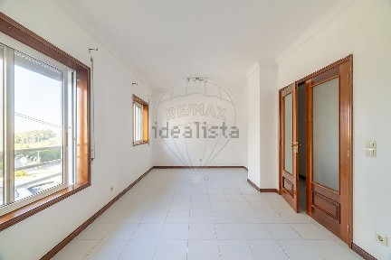 Apartamento T1 à venda na Rua Vale do Chão, 124
