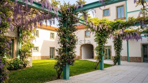 Apartamento T2 à venda na Rua da Igreja, 280