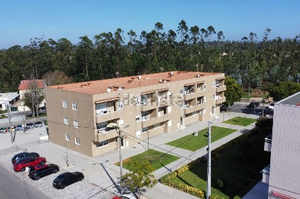 Apartamento T3 à venda na Praceta Engenheiro Mário de Almeida, 10 a