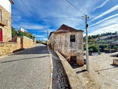 Moradia independente à venda em Capinha