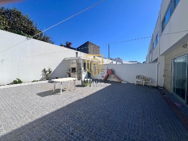 Mindelo, Rua de Bruxelas, 454