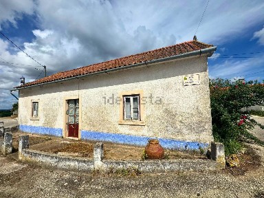 Moradia independente à venda em Santarém