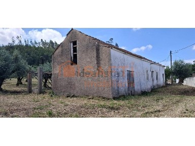Quinta à venda na Rua Luís de Camões, 55