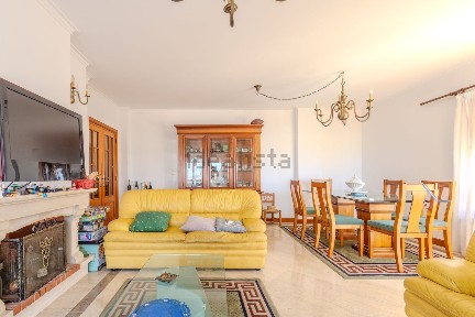 Duplex à venda na Rua Ana de Macedo