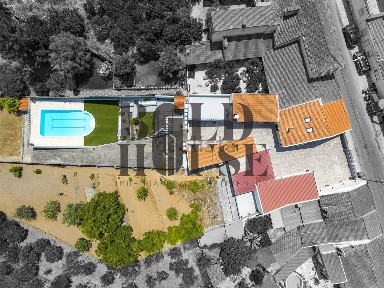 Moradia independente à venda em Alcanhões