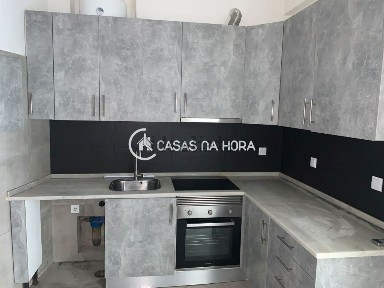 Arrendamento de apartamento T1 na Marco Cabaço - Vale Cavala