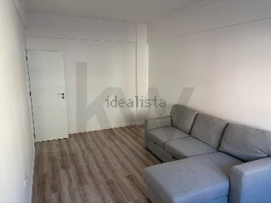 Arrendamento de apartamento T2 na Verderena