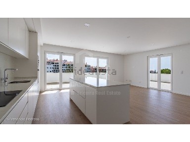 Arrendamento de apartamento T2 na Ericeira Sul