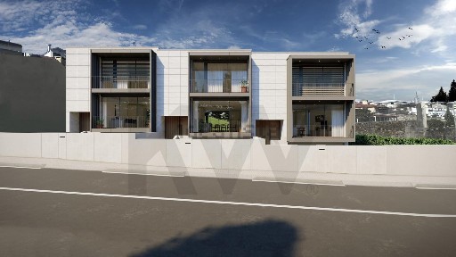 Casa ou moradia à venda em São Pedro de Castelões