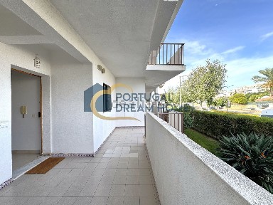 Apartamento T1 à venda na Praia da Oura - Areias de S. João