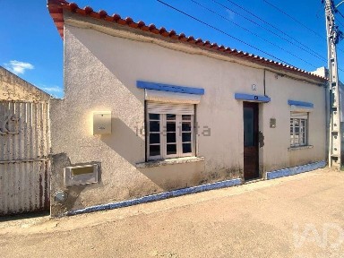 Casa ou moradia à venda no Bombarral e Vale Covo