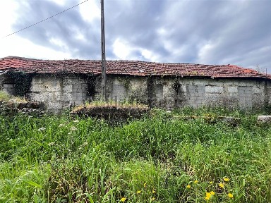 Casa ou moradia à venda em Riba de Ave