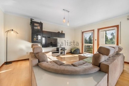 Apartamento T3 à venda na Rua da Agrinha, 887