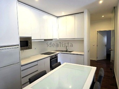 Apartamento T2 à venda na Rua de Gondarém, 1437