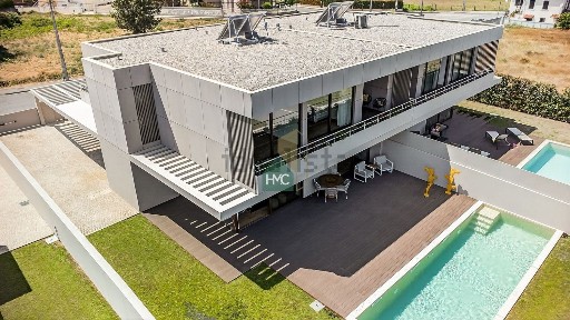 Moradia em banda à venda em Margaride (Santa Eulália) - Várzea - Lagares - Varziela - Moure