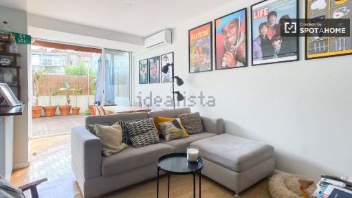 Arrendamento de apartamento T2 na Rua Sacadura Cabral