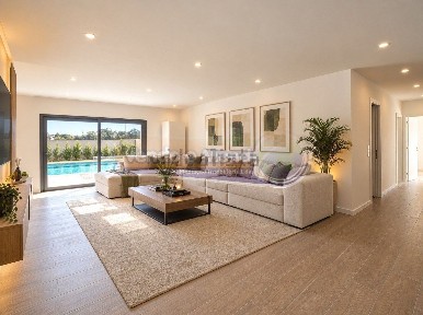 Casa ou moradia à venda em Foros de Salvaterra