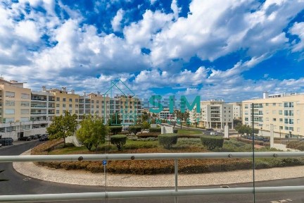 Apartamento T2 à venda no Parque dos Poetas - Hospital da Luz