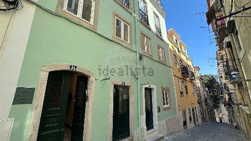 Apartamento T1 à venda no Beco de São Luís da Pena