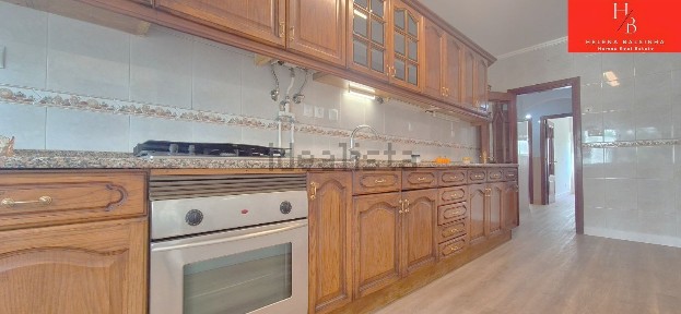 Apartamento T2 à venda na Rua Ricardo Reis