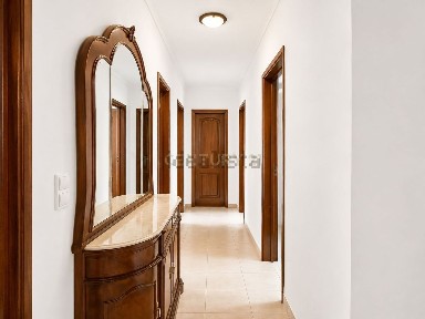 Apartamento T3 à venda na Praceta dos Montes Agudos s/n