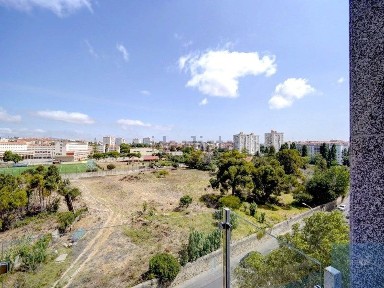 Apartamento T3 à venda na Praceta José Figueiredo Fonseca, 2