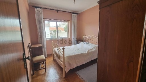 Apartamento T2 à venda na Rua João de Barros