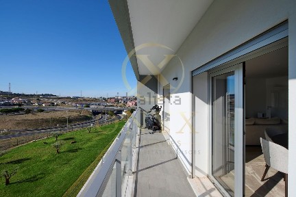 Apartamento T3 à venda na Rua Francisco Lucas Pires