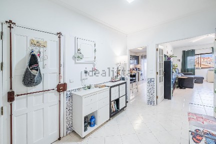 Apartamento T2 à venda na Praceta Raúl Brandão, 11