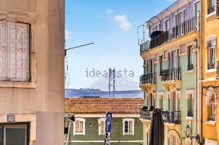 Apartamento T5 à venda na Lapa