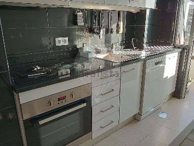 Arrendamento de apartamento T1 na Alameda Dom Pedro V