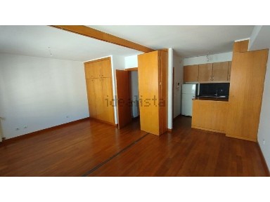 Arrendamento de apartamento T1 na Rua de Sarmento de Beires