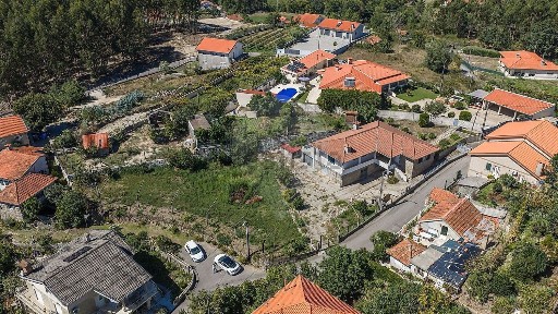 Moradia independente à venda em Ardegão - Arnozela - Seidões