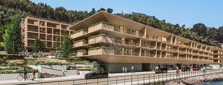 Apartamento T4 à venda na Alameda Jardins da Arrábida