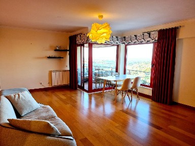 Arrendamento de apartamento T2 na Rua Eulália de Sousa