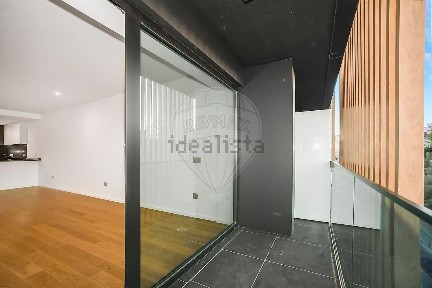 Arrendamento de apartamento T1 na Rua Alves Redol