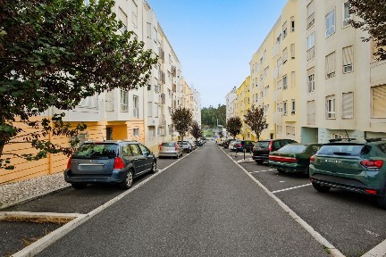 Apartamento T1 à venda na Rua Gonçalo Velho, 5