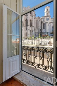 Apartamento T3 à venda na Baixa