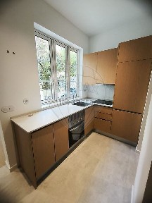 Apartamento T0 à venda na Avenida Barbosa du Bocage