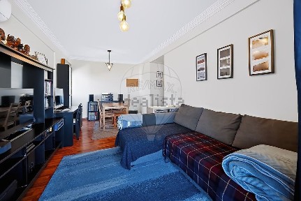 Apartamento T2 à venda na Praceta Raul Proença