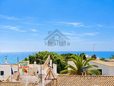 Apartamento T1 à venda na Rua Columbano Bordalo Pinheiro, 12